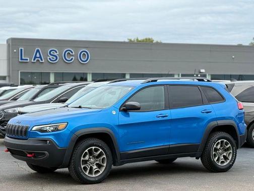 Hydro Blue Pearlcoat 2020 Jeep Cherokee Trailhawk