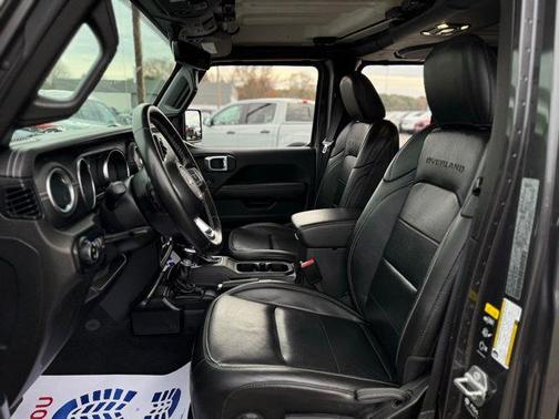 2021 Jeep Gladiator Overland