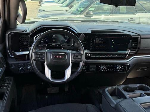 Onyx Black 2022 GMC Sierra 1500 Elevation