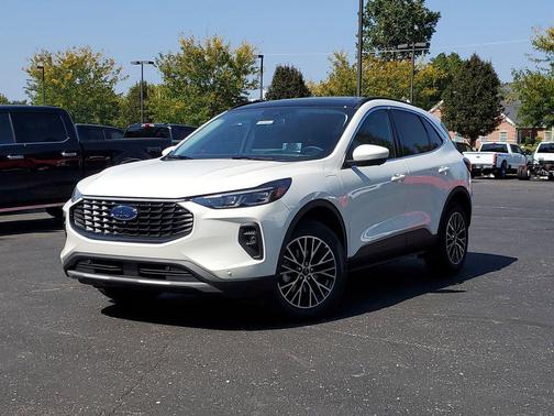 2025 Ford Escape PHEV SE