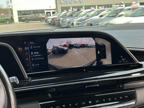 2023 Cadillac Escalade Sport