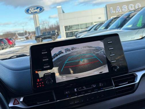 2021 Toyota Sienna LE