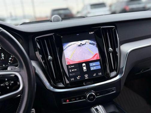 2019 Volvo S60 T5 R-Design