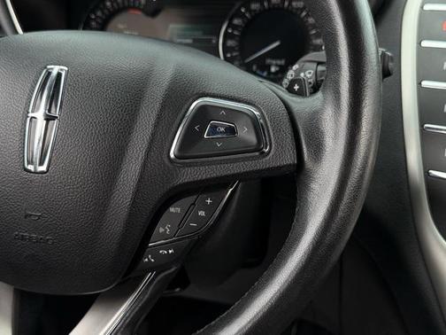 2015 Lincoln MKC Base