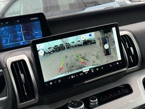 2025 Ford Expedition Max Active 4x4