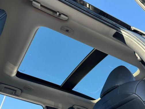 2023 Mitsubishi Outlander PHEV SE S-AWC