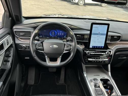 2022 Ford Explorer Platinum