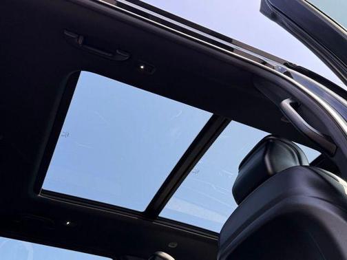 Diamond Black 2024 Jeep Wagoneer Series II Carbide