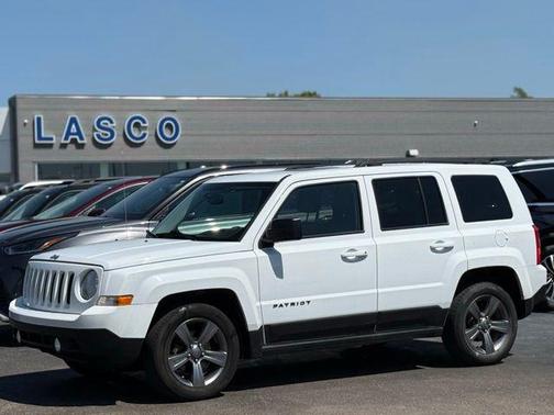 Bright White Clearcoat 2015 Jeep Patriot High Altitude Edition