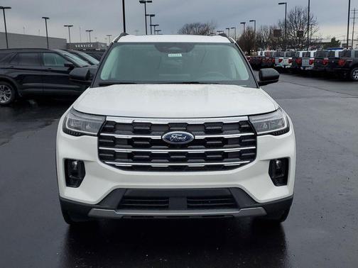2026 Ford Explorer Active w/200A Pkg