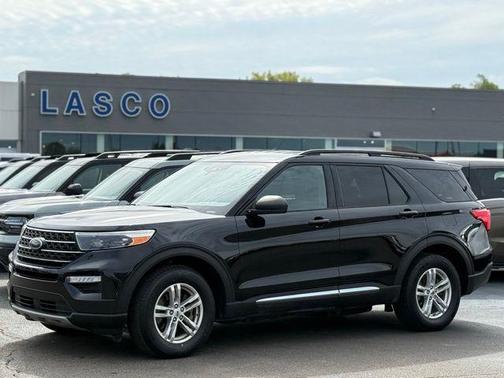 Agate Black Metallic 2020 Ford Explorer XLT