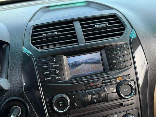 2017 Ford Explorer Base