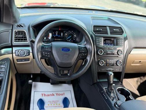 2017 Ford Explorer Base