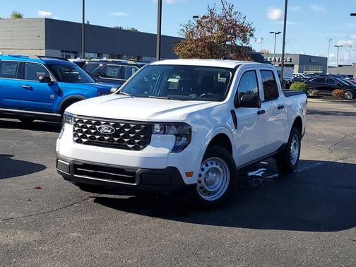 2025 Ford Maverick XL