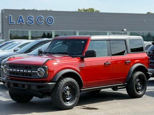 2022 Ford Bronco Black Diamond