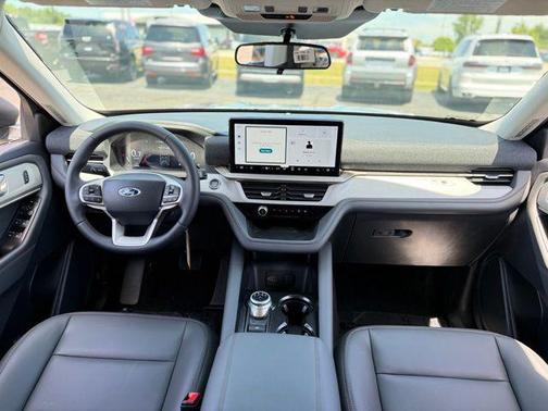 Vapor Blue Metallic 2026 Ford Explorer Active