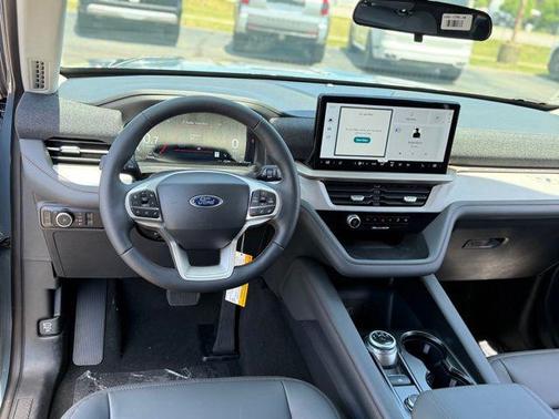 Vapor Blue Metallic 2026 Ford Explorer Active