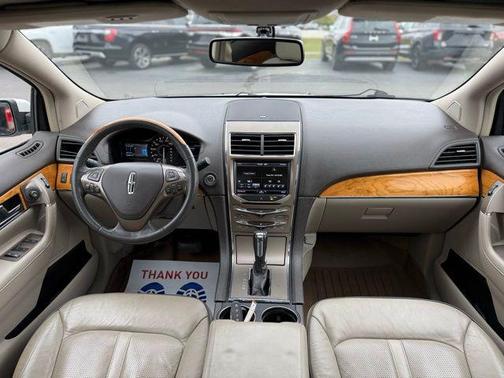 2015 Lincoln MKX Base