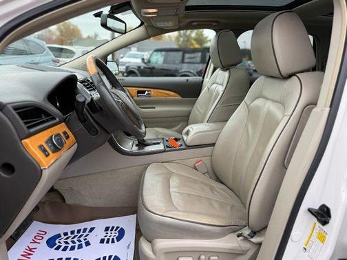 2015 Lincoln MKX Base