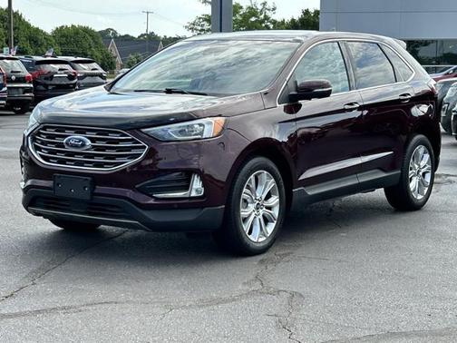2021 Ford Edge Titanium