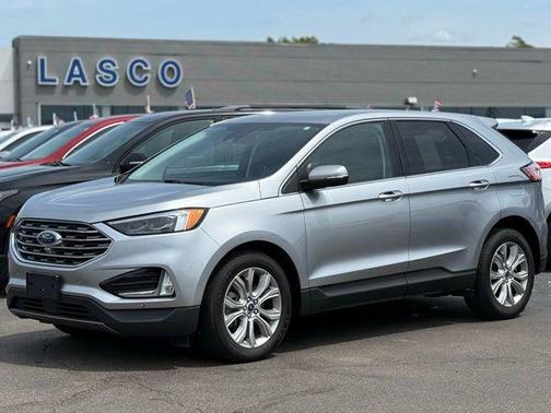 2022 Ford Edge Titanium