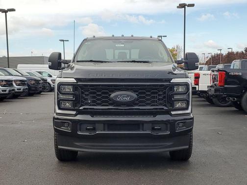2026 Ford F-350 XLT