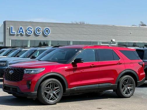 Red Metallic 2025 Ford Explorer ST-Line
