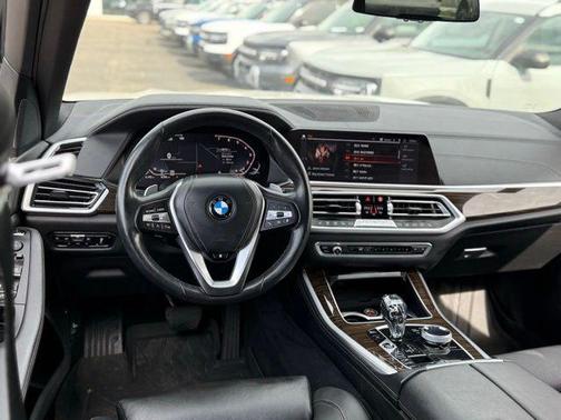White 2021 BMW X5 xDrive40i