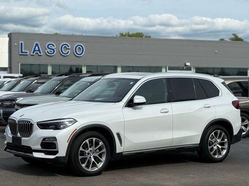 White 2021 BMW X5 xDrive40i