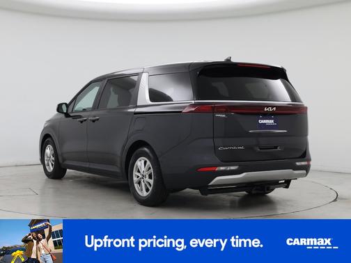 2022 Kia Carnival LX