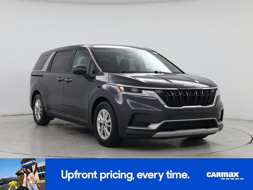 2022 Kia Carnival LX