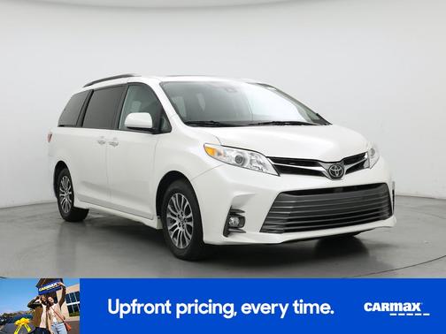 2019 Toyota Sienna XLE