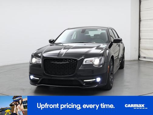 2022 Chrysler 300 Touring L