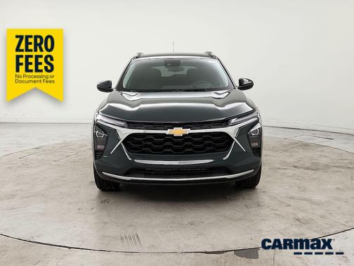 Green 2025 Chevrolet Trax LT