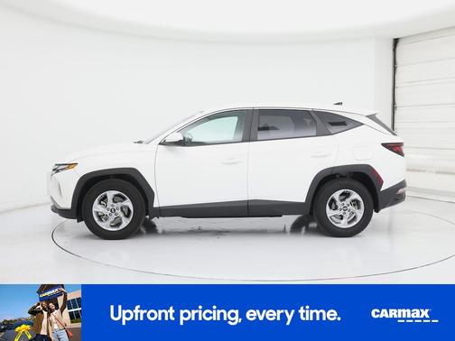 2023 Hyundai TUCSON SE