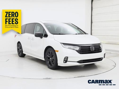 White 2023 Honda Odyssey Sport