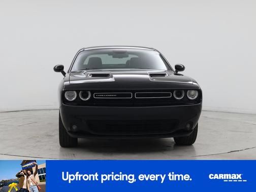 2016 Dodge Challenger SXT Plus