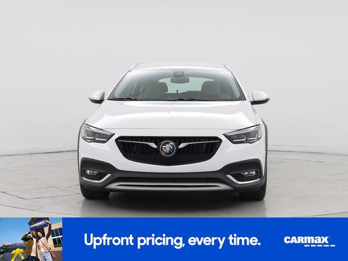 2019 Buick Regal TourX Essence