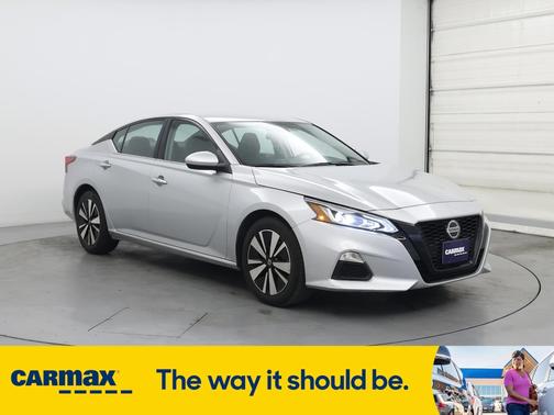 2021 Nissan Altima SV