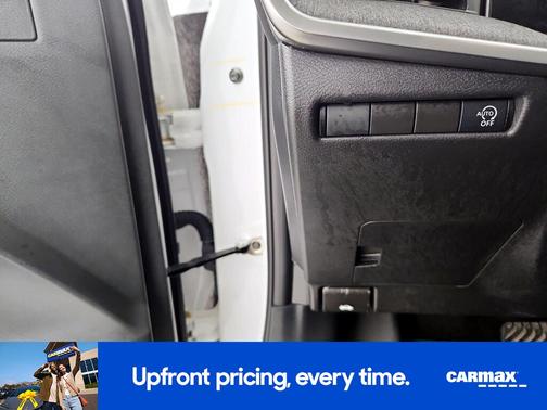 White 2025 Nissan Kicks SV