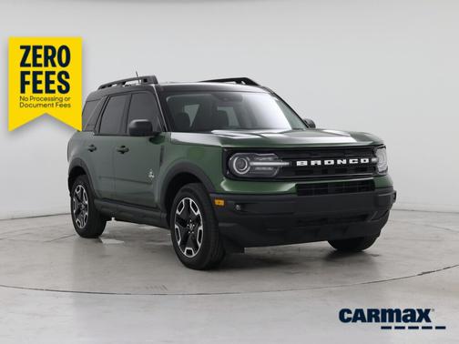 Green 2024 Ford Bronco Sport Outer Banks