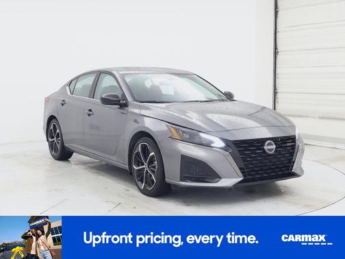 Gray 2024 Nissan Altima SR