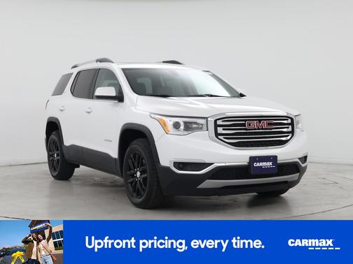 White 2019 GMC Acadia SLT