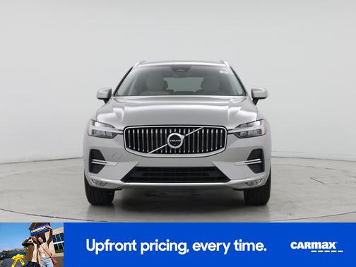 Silver 2023 Volvo XC60 B5 Plus Bright Theme