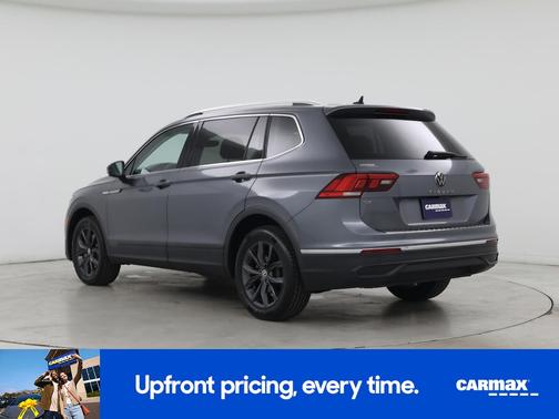 Gray 2022 Volkswagen Tiguan SE