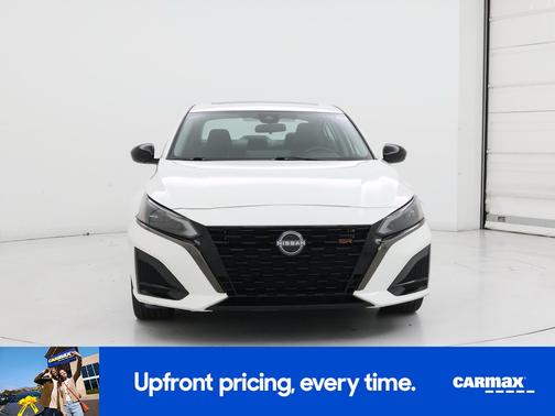 White 2023 Nissan Altima SR