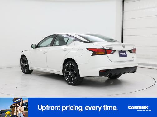 White 2023 Nissan Altima SR