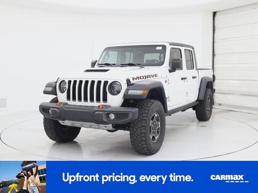 White 2022 Jeep Gladiator Mojave