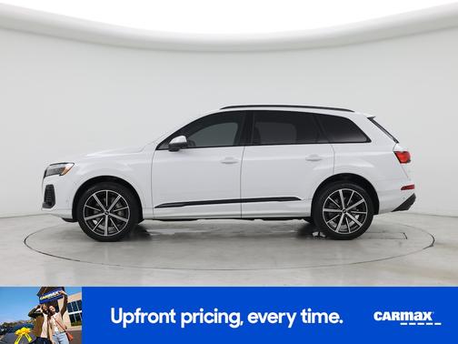 White 2025 Audi Q7 Premium Plus
