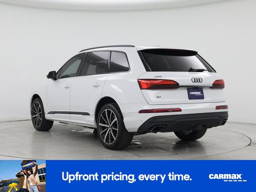 White 2025 Audi Q7 Premium Plus